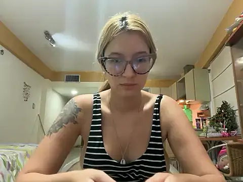 Mermaid-hana online show from November 2025 11:10:02 AM