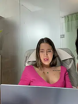 Snapshot of Anya-Ray chatting on February 2025 09:03:01 AM Anya-Ray online show from February 2025 09:03:01 AM