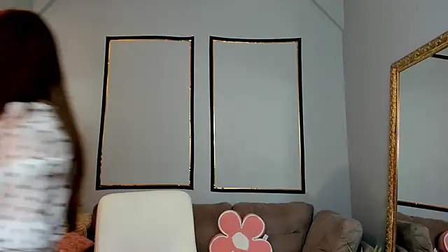 Anya-Ray online show from April 2026 11:50:01 AM