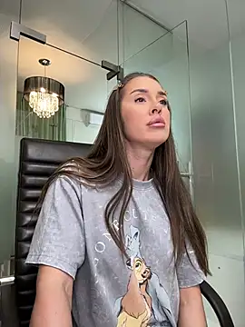 Anya-Ray online show from May 2026 11:49:01 AM