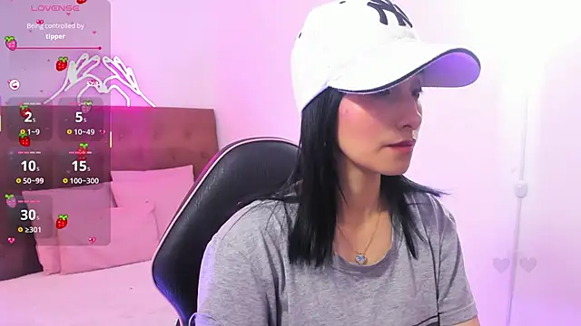 Snapshot of palmerfox_tay chatting on November 2025 03:17:02 AM palmerfox tay online show from November 2025 03:17:02 AM