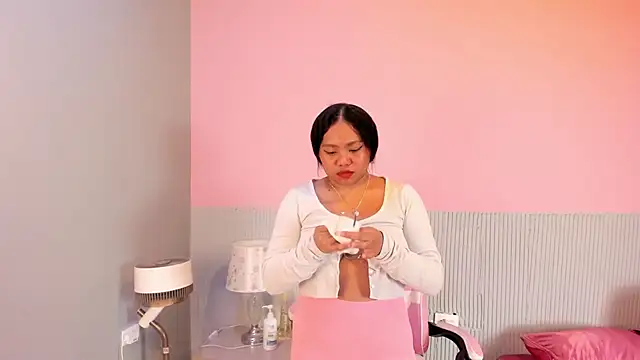 yeikafoxy online show from October 2025 10:58:01 AM