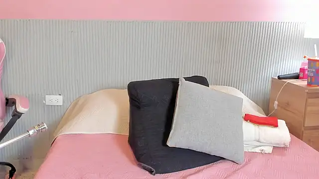 yeikafoxy online show from March 2026 10:52:02 AM