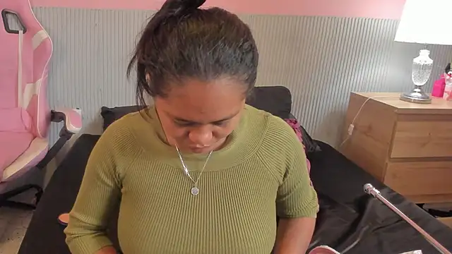 yeikafoxy online show from April 2026 11:33:01 AM