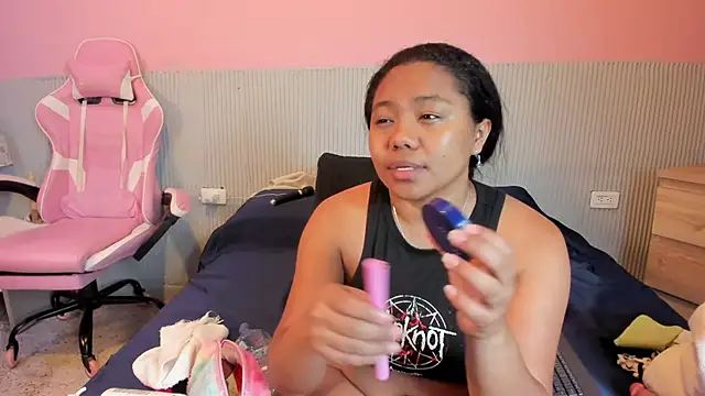 yeikafoxy online show from November 2025 11:10:01 AM