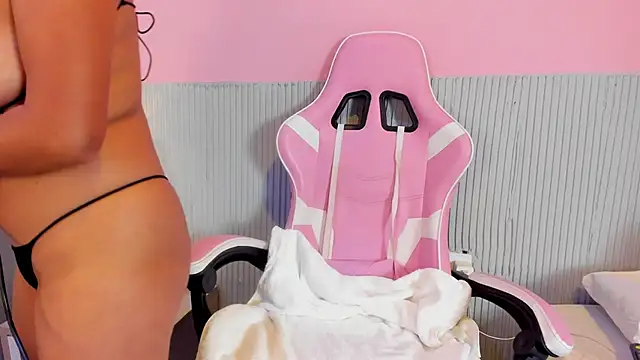 yeikafoxy online show from November 2025 10:58:02 AM