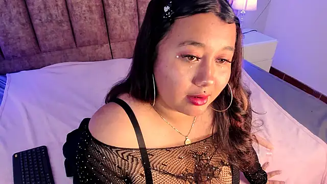 Snapshot of Charlotte_Baker19 chatting on January 2025 02:15:01 AM Charlotte Baker19 online show from January 2025 02:15:01 AM