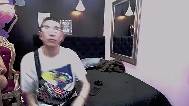 SimonAndJocelyn online show from September 2025 02:53:02 PM