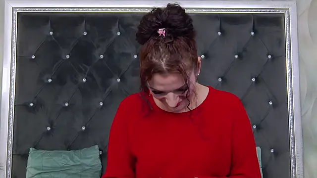 Snapshot of LissaAnn chatting on February 2026 05:07:01 AM LissaAnn online show from February 2026 05:07:01 AM