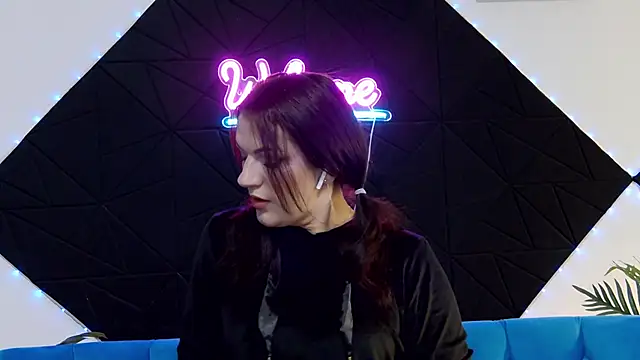 Snapshot of LissaAnn chatting on February 2026 04:01:01 AM LissaAnn online show from February 2026 04:01:01 AM