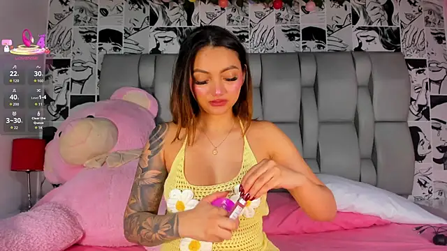 LucyRosse online show from December 2025 04:19:01 PM