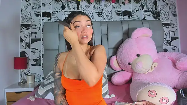 LucyRosse online show from April 2026 11:22:02 AM