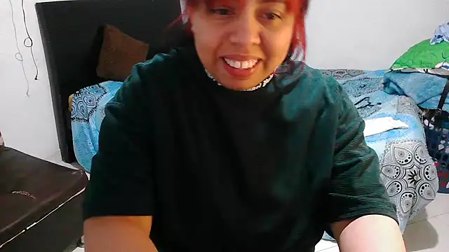 alexandraluv online show from October 2025 10:44:01 PM