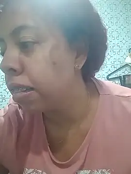 alexandraluv online show from February 2025 04:40:02 PM