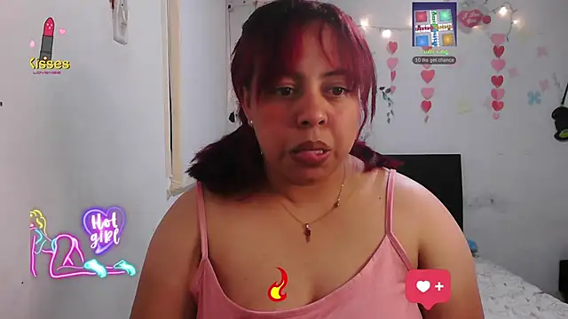 Snapshot of alexandraluv chatting on March 2026 01:12:02 AM alexandraluv online show from March 2026 01:12:02 AM