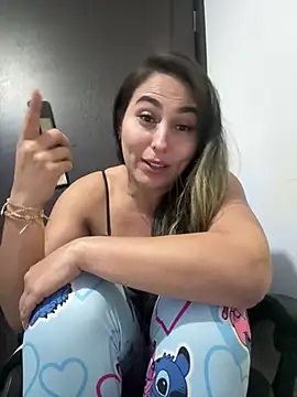 Snapshot of dulcehot_1502 chatting on March 2025 02:01:02 AM dulcehot 1502 online show from March 2025 02:01:02 AM