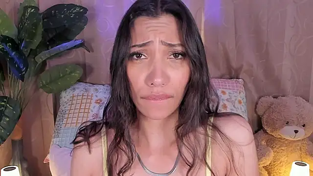 Snapshot of Miss_veronicaa2 chatting on July 2026 01:22:02 PM Miss veronicaa2 online show from July 2026 01:22:02 PM