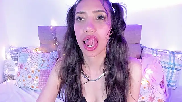 Miss veronicaa2 online show from February 2025 07:12:02 PM