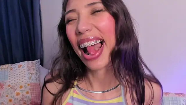 Miss veronicaa2 online show from November 2025 01:59:02 PM