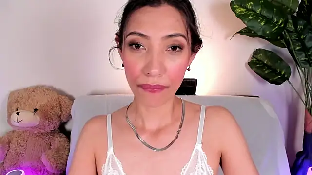Miss veronicaa2 online show from May 2026 01:26:02 PM