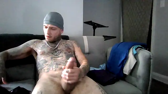 cruz815 online show from June 2026 02:11:01 PM