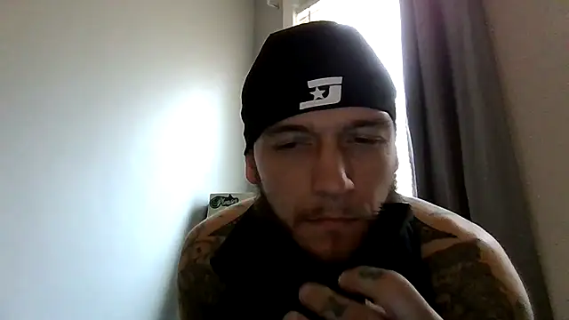 cruz815 online show from March 2026 01:35:02 PM