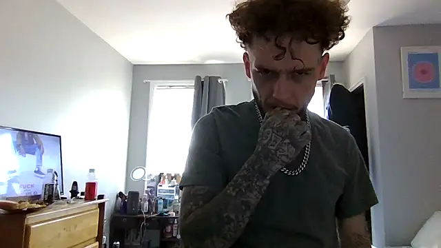 cruz815 online show from March 2026 06:19:02 PM