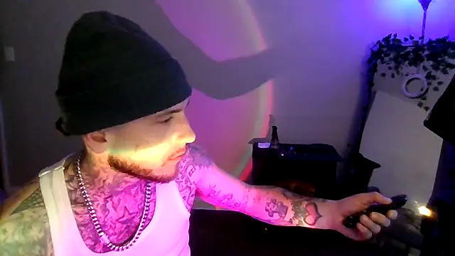 cruz815 online show from March 2026 06:24:01 AM