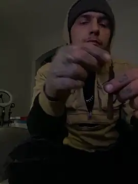 cruz815 online show from March 2026 01:23:01 AM