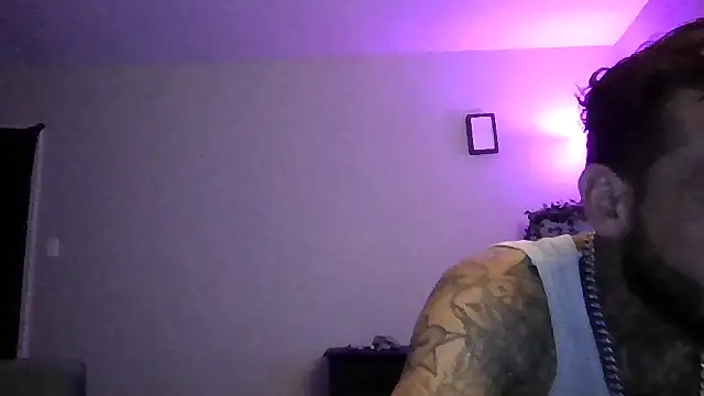 cruz815 online show from June 2026 04:31:02 AM