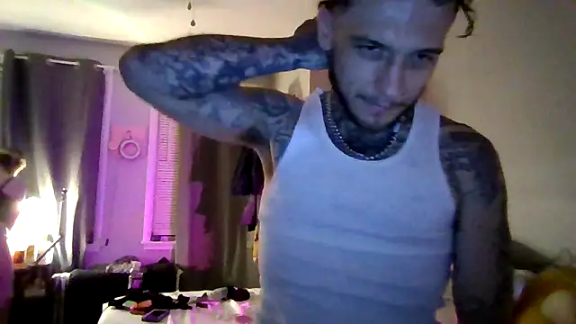 cruz815 online show from March 2026 01:18:02 AM