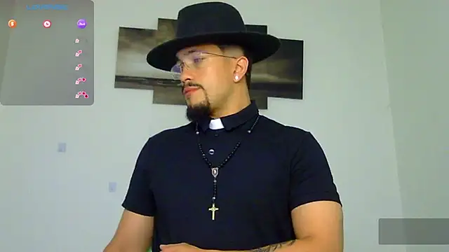 Keiviid online show from October 2025 02:02:02 PM