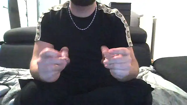 Snapshot of Zer_oki chatting on March 2026 06:20:01 PM Zer oki online show from March 2026 06:20:01 PM