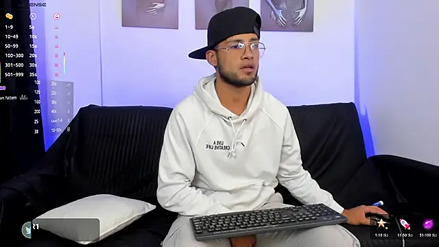 Max Conor1 online show from February 2026 12:05:01 PM