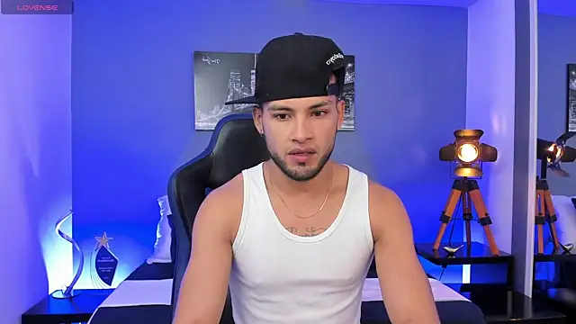 Snapshot of Max_Conor1 chatting on October 2025 12:06:02 PM Max Conor1 online show from October 2025 12:06:02 PM