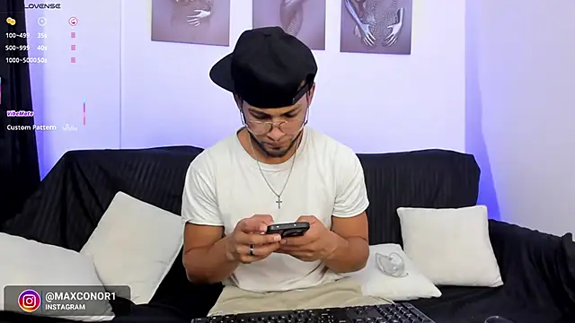 Max Conor1 online show from March 2026 11:36:02 AM