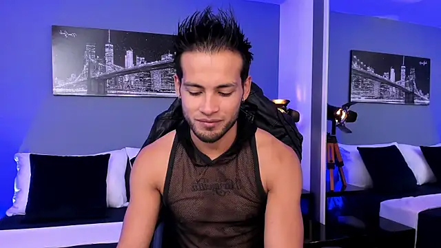 Snapshot of Max_Conor1 chatting on September 2025 12:03:01 PM Max Conor1 online show from September 2025 12:03:01 PM