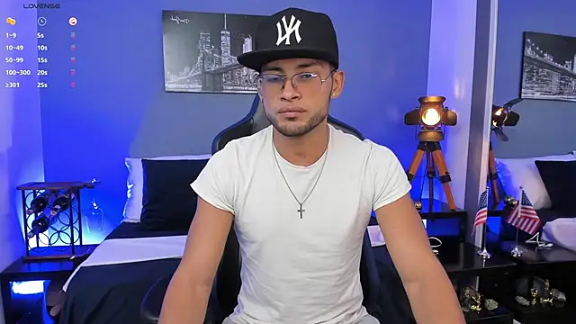 Max Conor1 online show from February 2026 12:55:02 AM