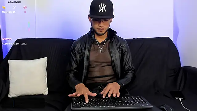 Max Conor1 online show from March 2026 10:54:02 AM