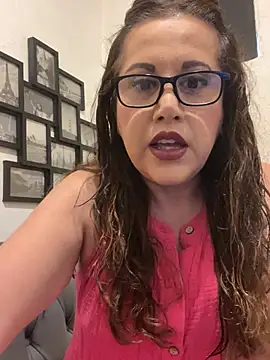 MirandaLatinaLovely online show from June 2026 05:46:02 PM