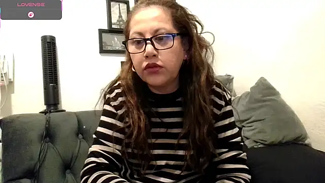 MirandaLatinaLovely online show from February 2026 06:30:01 PM