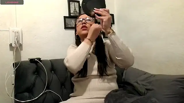 MirandaLatinaLovely online show from February 2026 05:24:01 PM