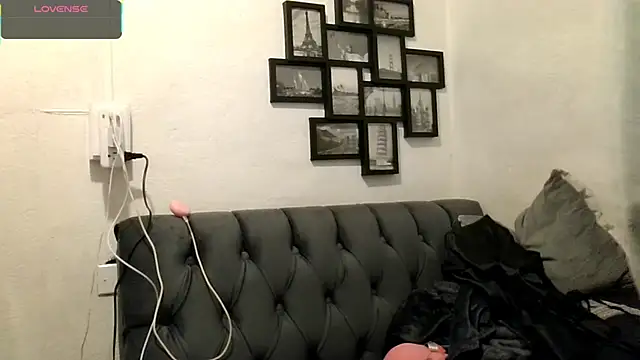 MirandaLatinaLovely online show from November 2025 03:23:01 PM