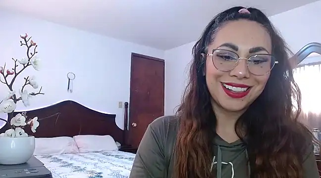 AloLovely  online show from February 2025 09:25:01 PM