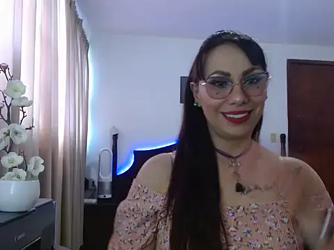 AloLovely  online show from April 2026 09:10:02 PM