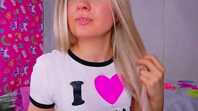 TwerkingCheerleader online show from April 2026 12:29:02 PM