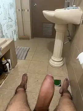 toni1405 online show from February 2026 04:01:02 AM