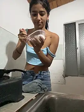 eva roseee online show from February 2026 01:45:01 AM