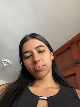 eva roseee online show from June 2026 06:05:02 PM