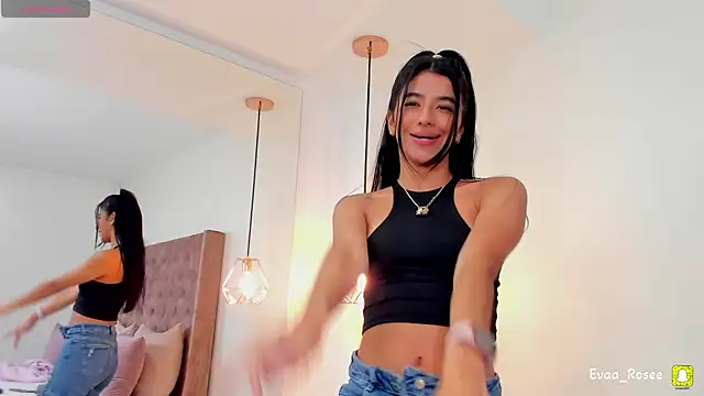 eva roseee online show from December 2025 09:25:02 PM